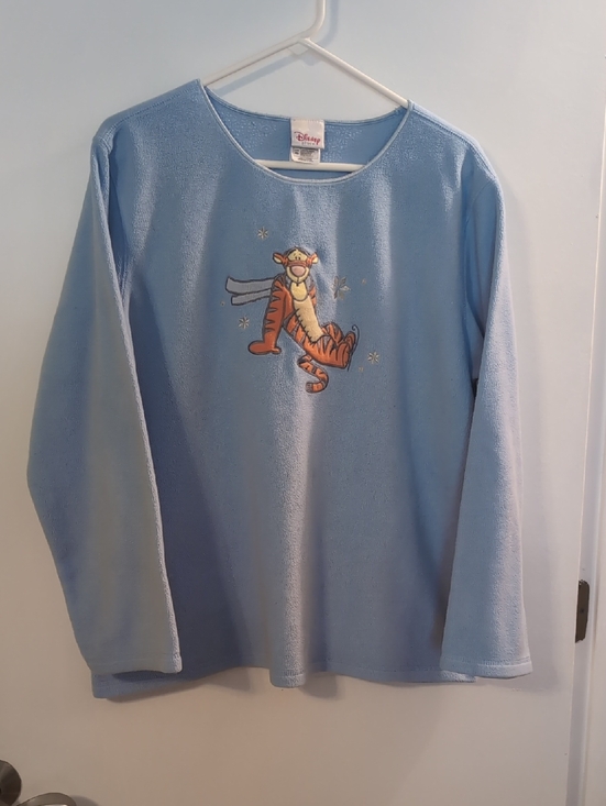 Disney Tops - Disney Light Blue Long-Sleeve Tigger Fleece Top